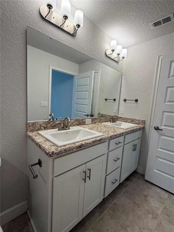1734 Carnostie Road - Photo 4
