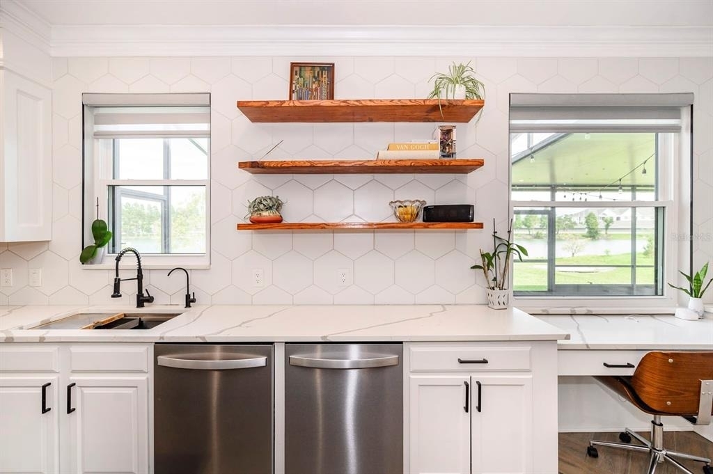 5611 Superior Drive - Photo 2