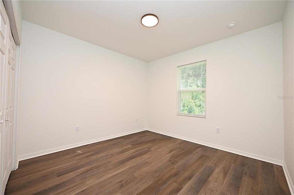 1011 N Brunnell Parkway - Photo 25
