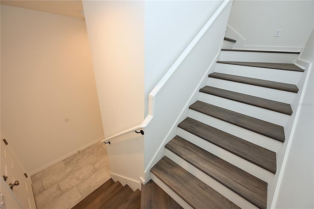 1011 N Brunnell Parkway - Photo 17