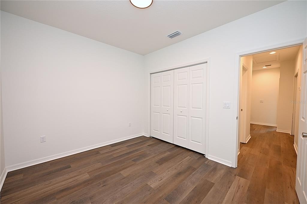 1011 N Brunnell Parkway - Photo 29