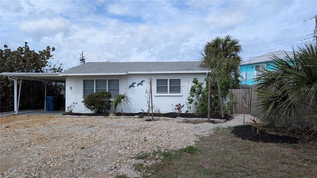 5 Seaside Drive - Photo 0