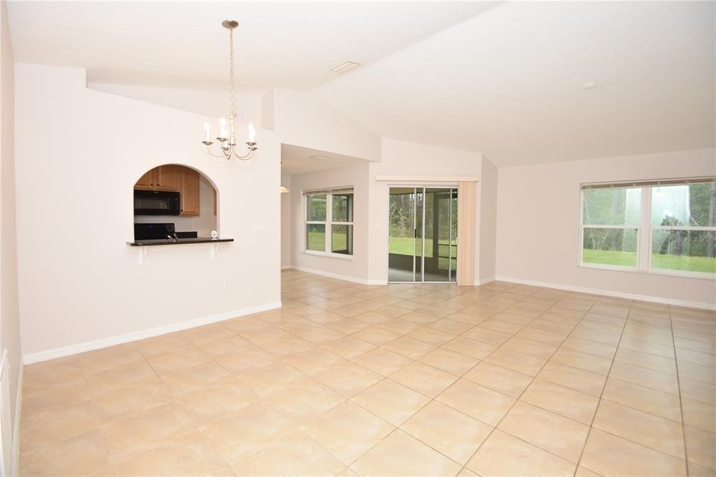 34 Renshaw Drive - Photo 3