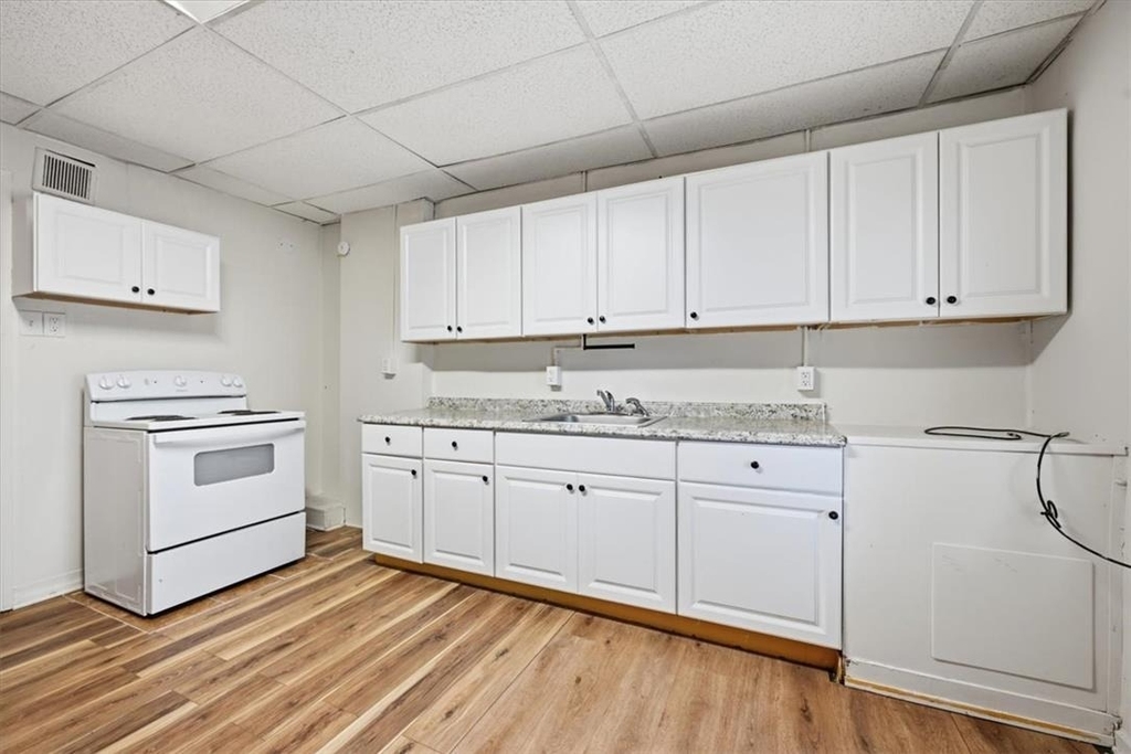 395 W Allen - Photo 5