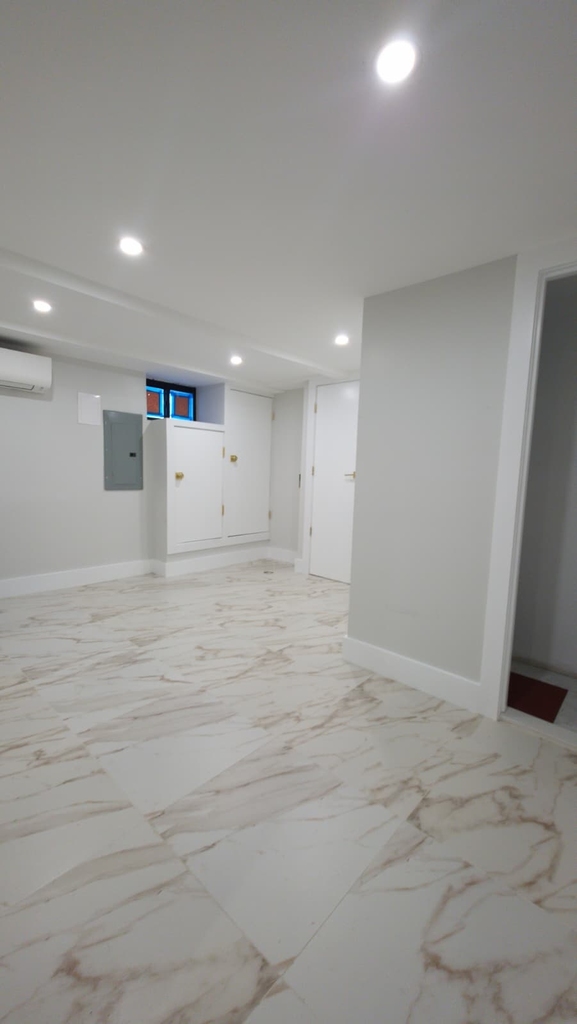2 bed on 118th ave Jamaica - Photo 0
