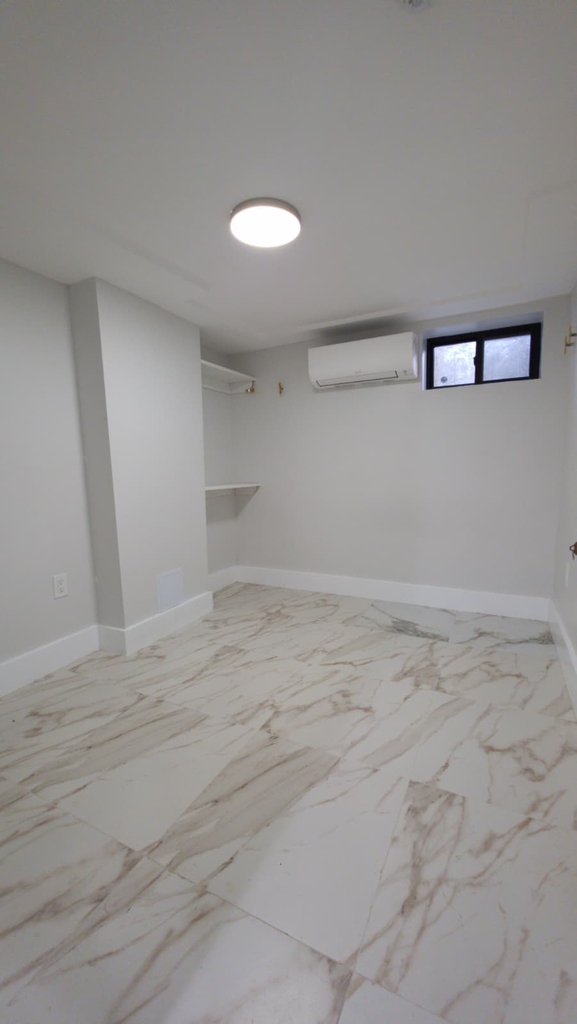 2 bed on 118th ave Jamaica - Photo 3