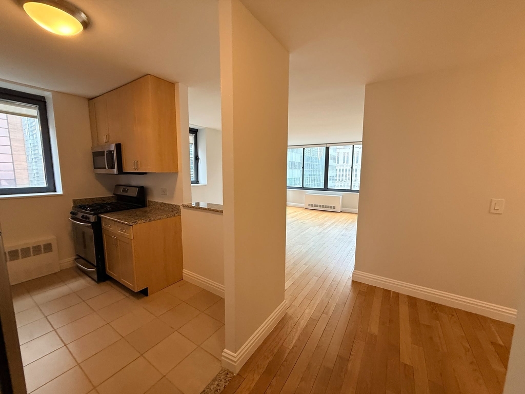 West 48th Street - Photo 2