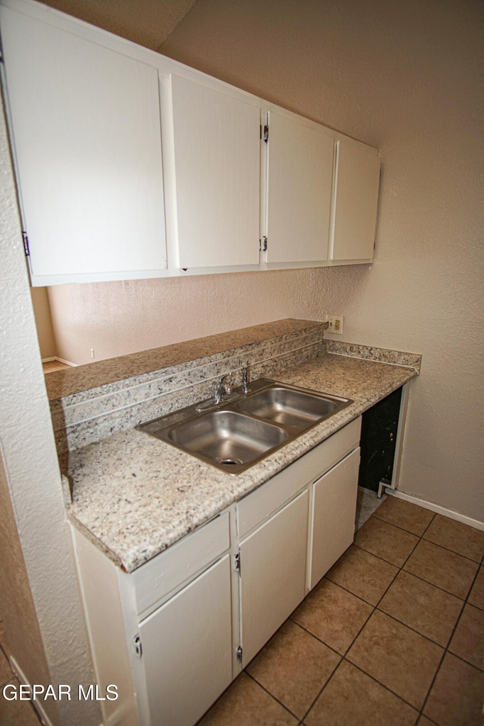 10007 Caribou Drive - Photo 7