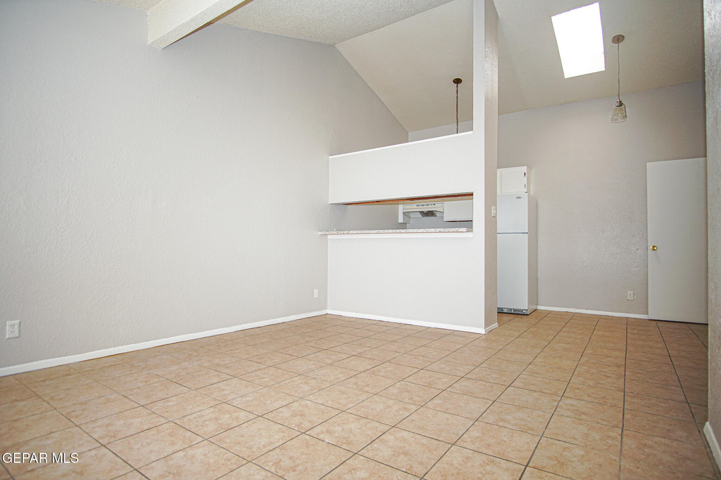 10007 Caribou Drive - Photo 3