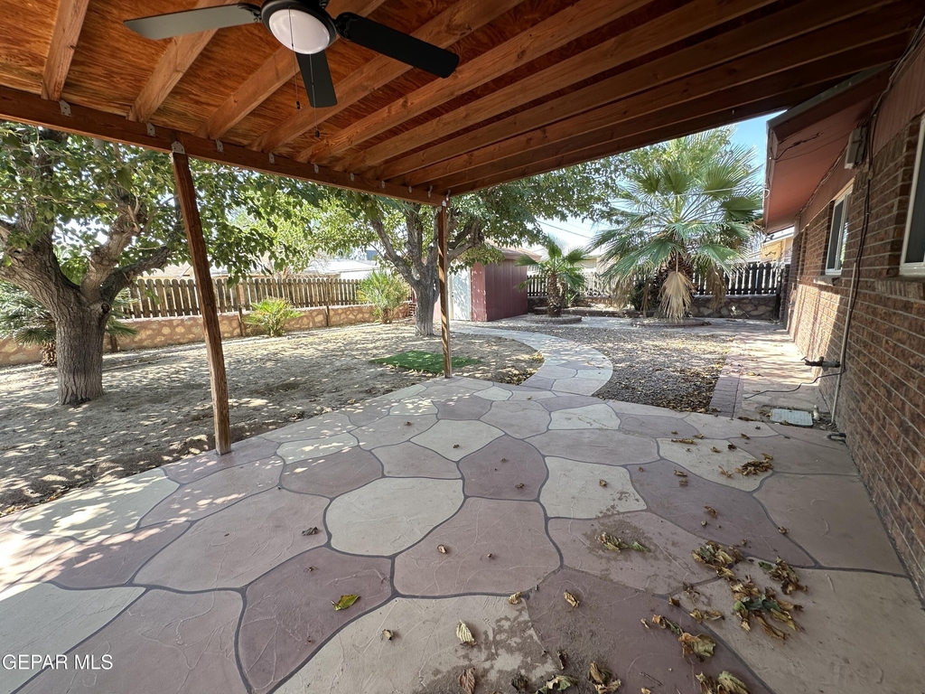 1209 Antonio Street - Photo 10