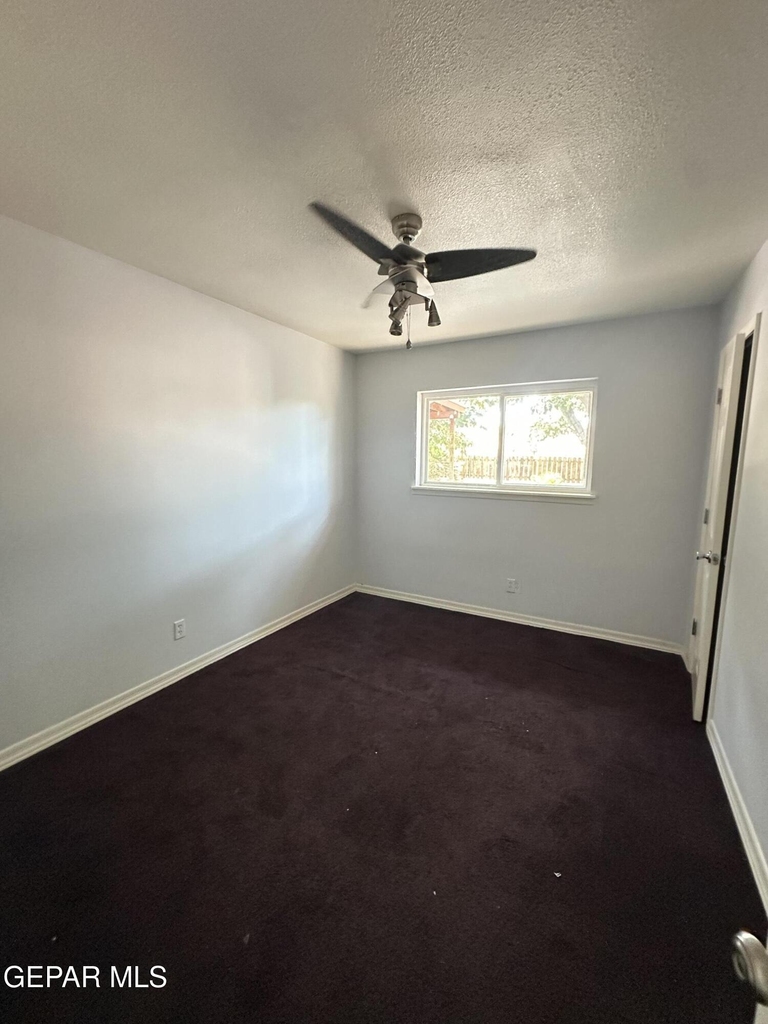 1209 Antonio Street - Photo 15
