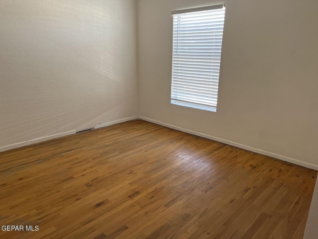 3728 Fillmore Avenue - Photo 7