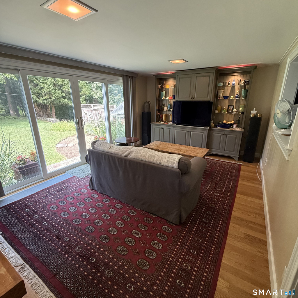 148 Imperial Avenue - Photo 2