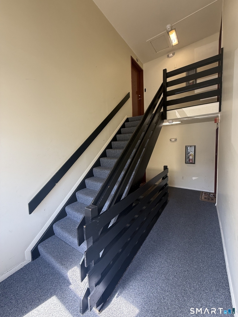 7 Padanaram Road - Photo 16