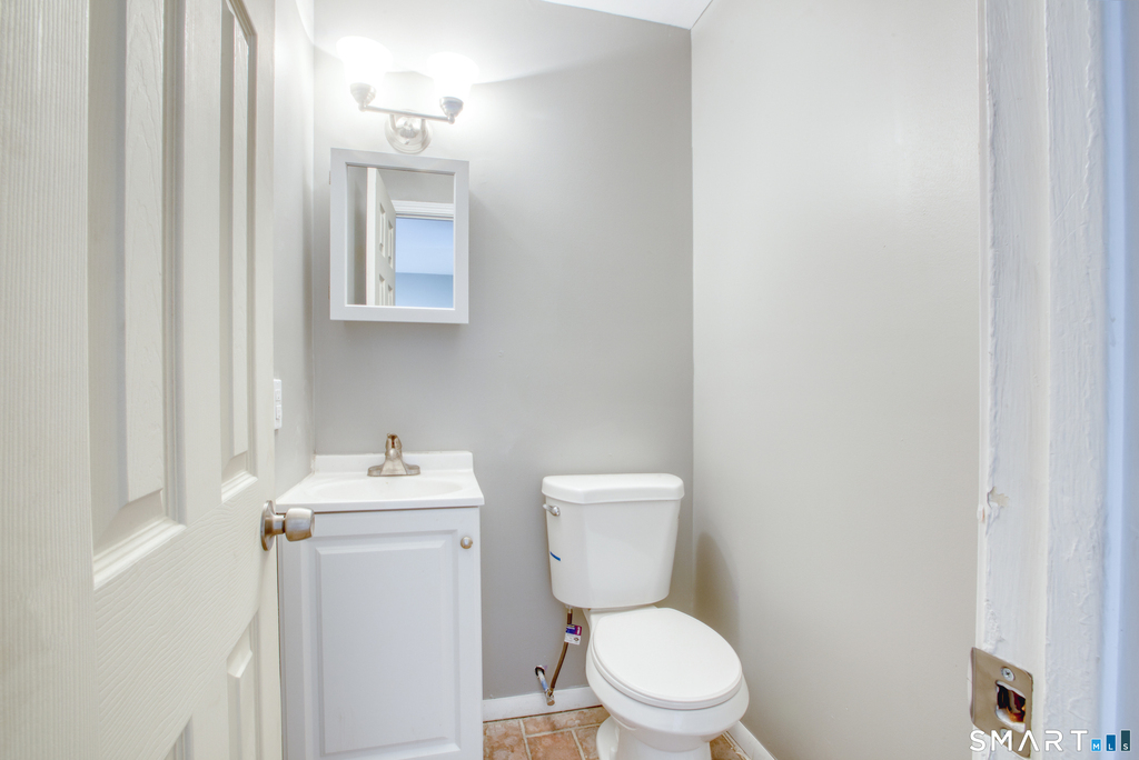 76 Caesar Drive - Photo 2