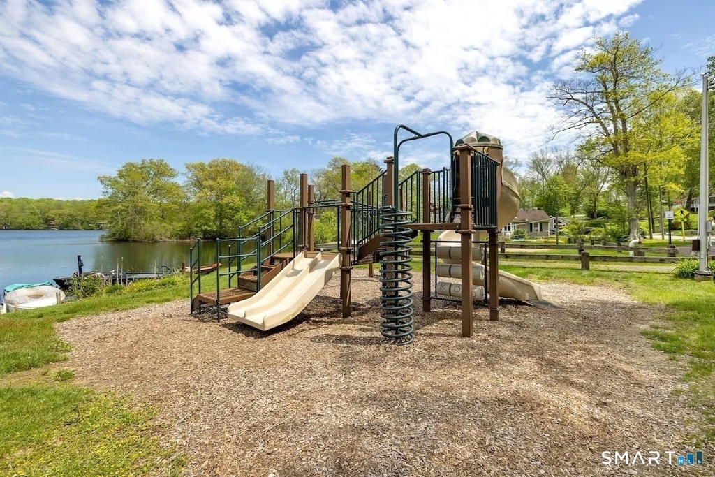 76 Ridgewood Road - Photo 6