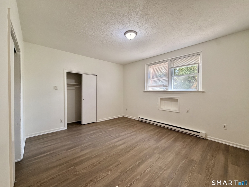 457 Whalley Avenue - Photo 3