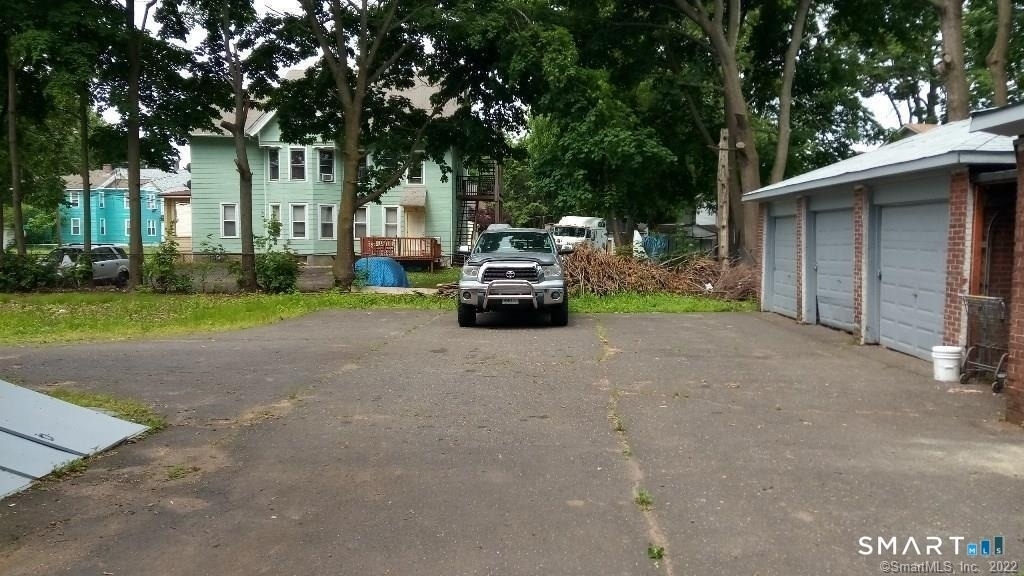 80 Sherman Avenue - Photo 11