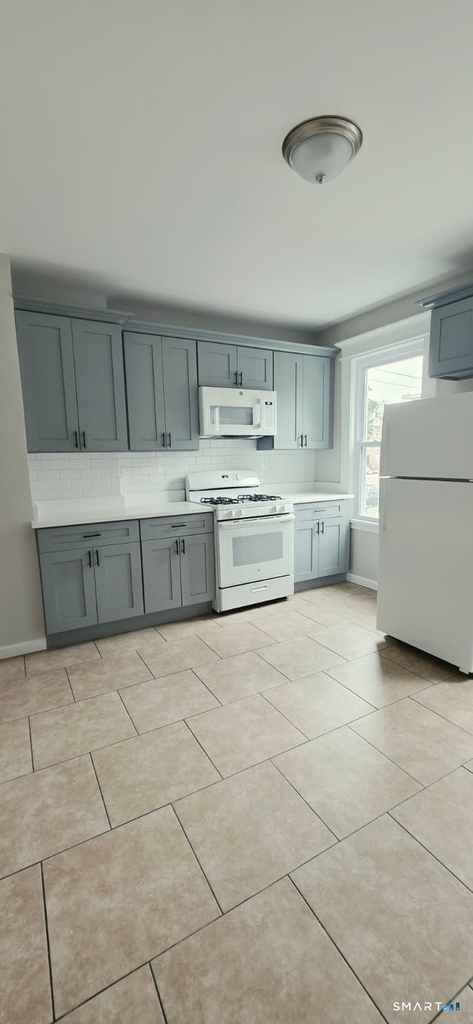 1455 North Avenue - Photo 32