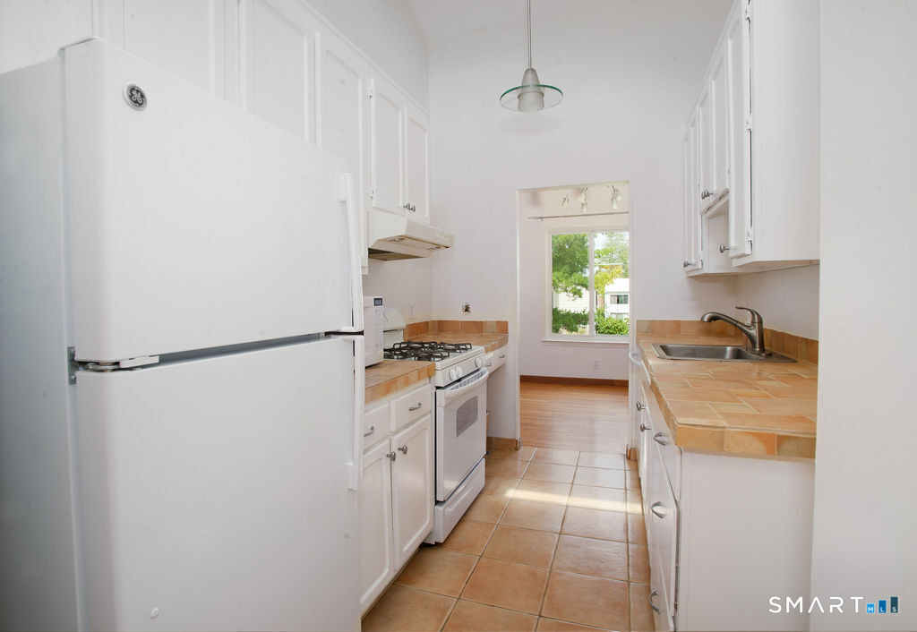 68 Lawson Lane - Photo 3