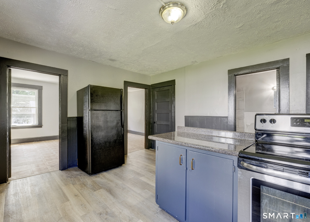 85 Spruce Street - Photo 3