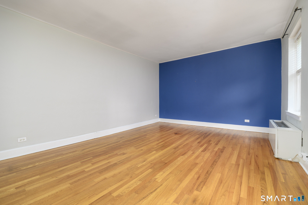 136 Woodside Green - Photo 3