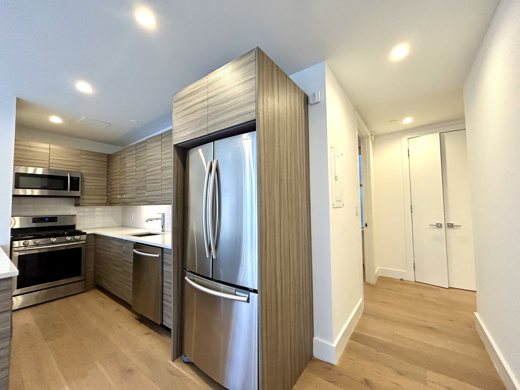 Murray & Church St - Photo 1