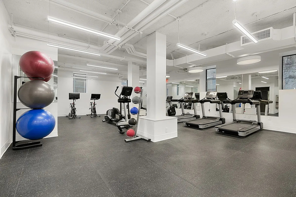 1274 5th Avenue - Photo 5