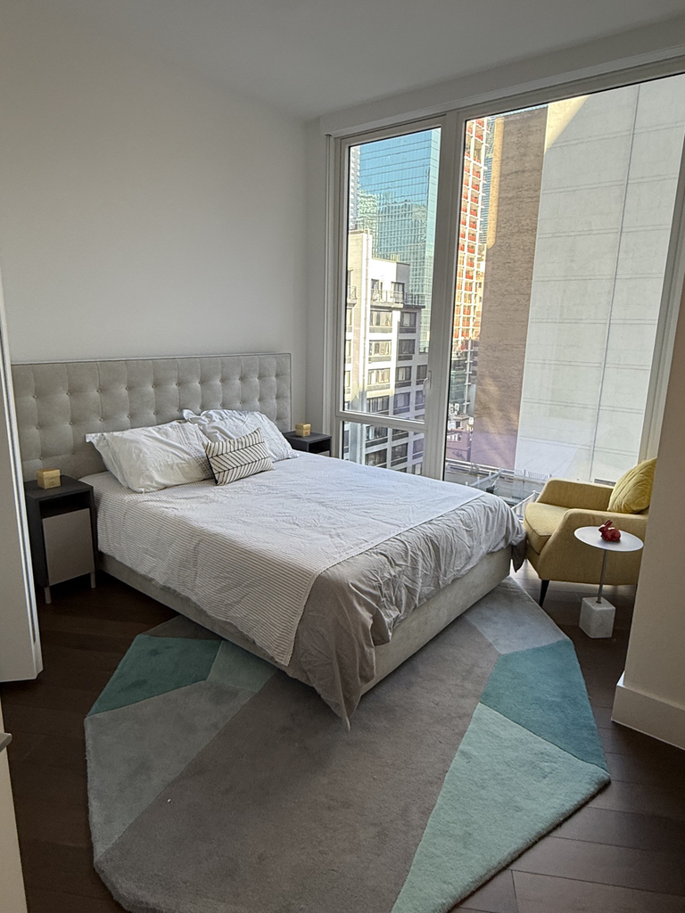 East 44th Street - Photo 3
