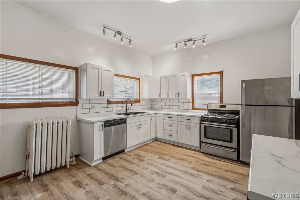 182 Lancaster Avenue - Photo 3
