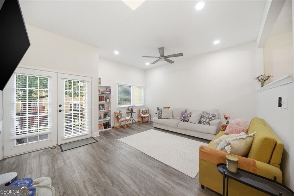 220 Yuba Walk - Photo 15
