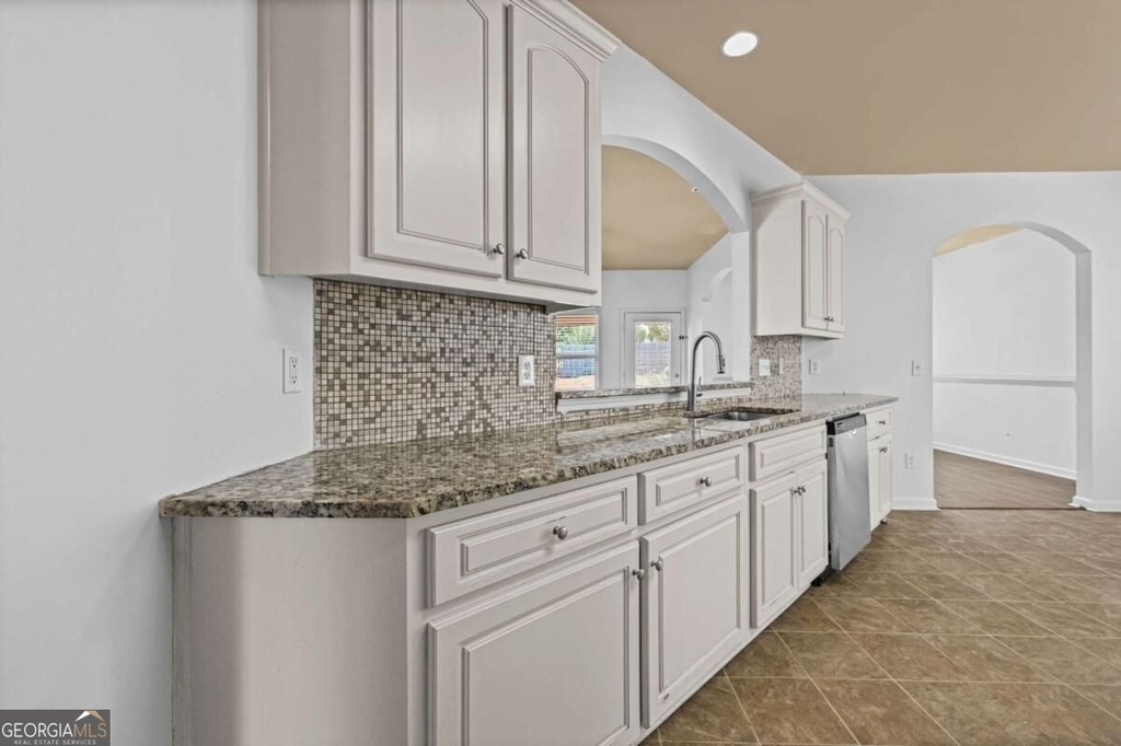 578 Hardy Water Drive - Photo 12