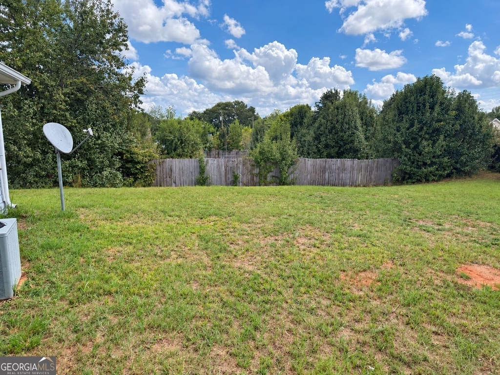 604 Regal Road - Photo 10