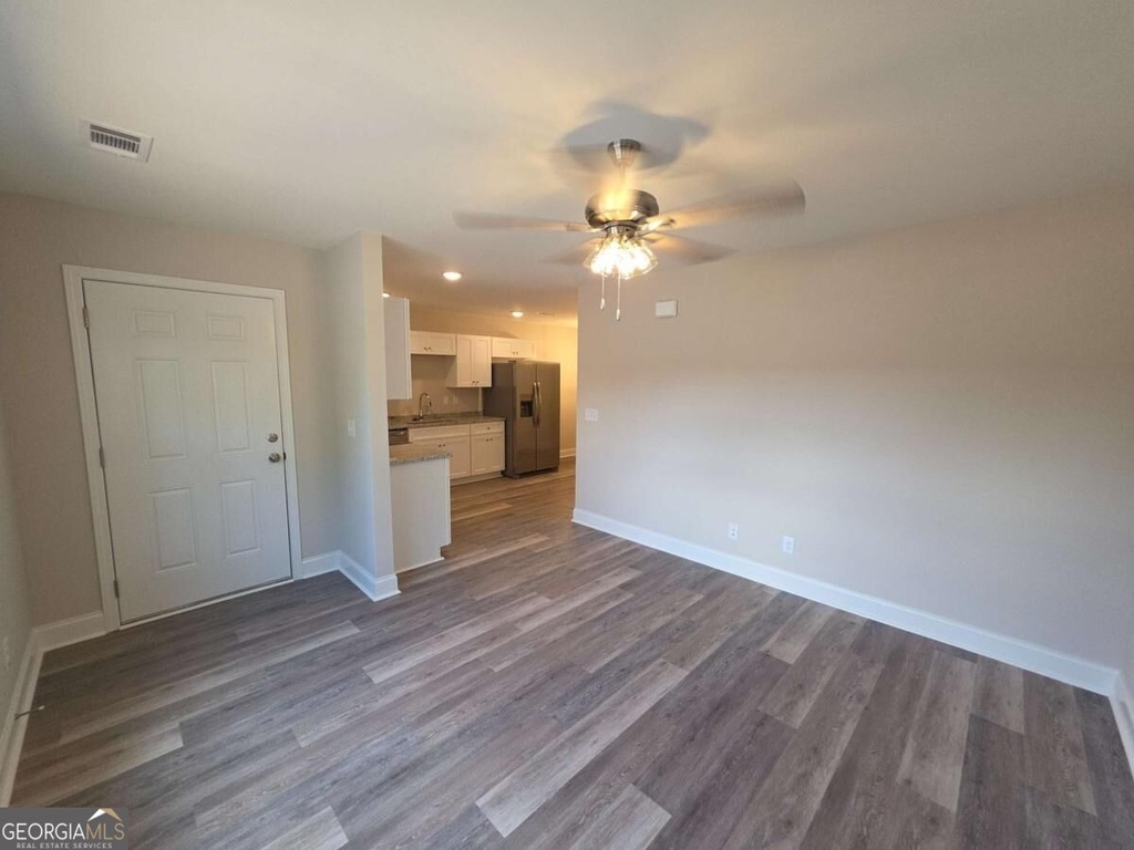 212b Tabor Drive - Photo 3