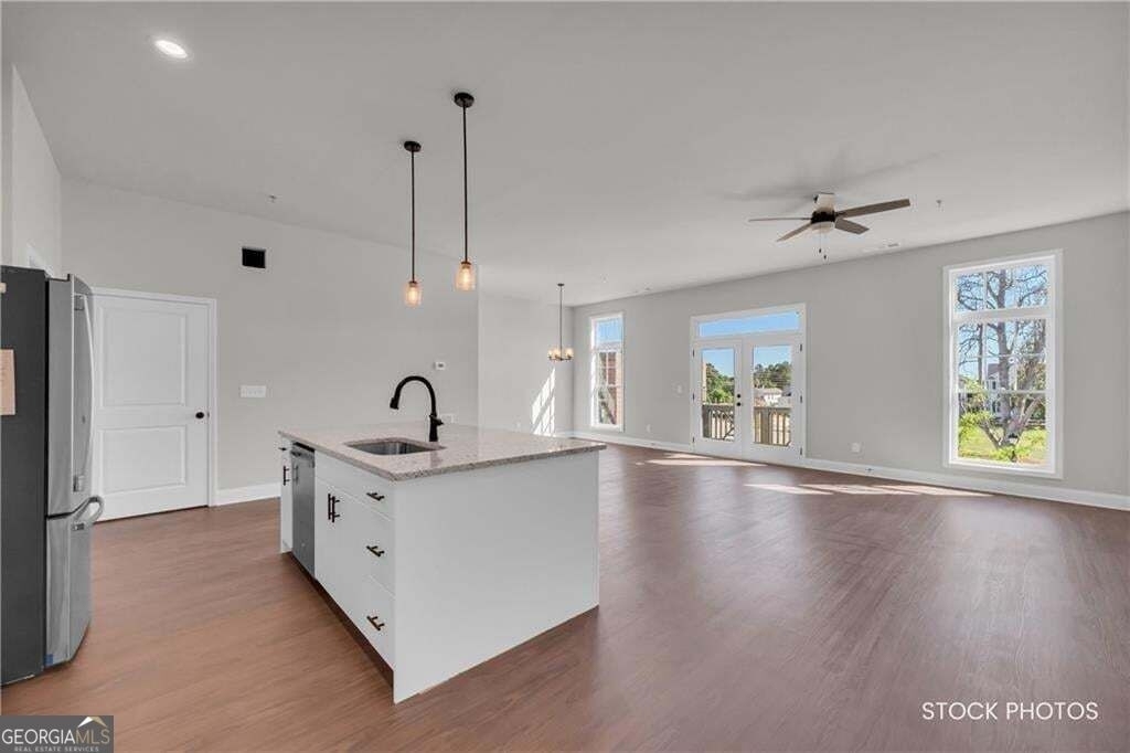 1058 Homestead Way Street - Photo 6