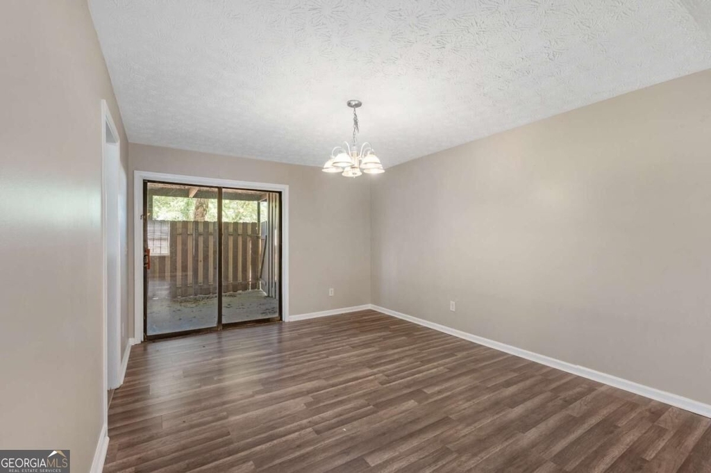 375 Winding River Drive - Photo 4