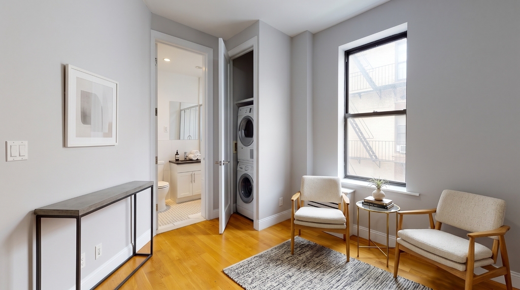 501 West 110th Street - Photo 3