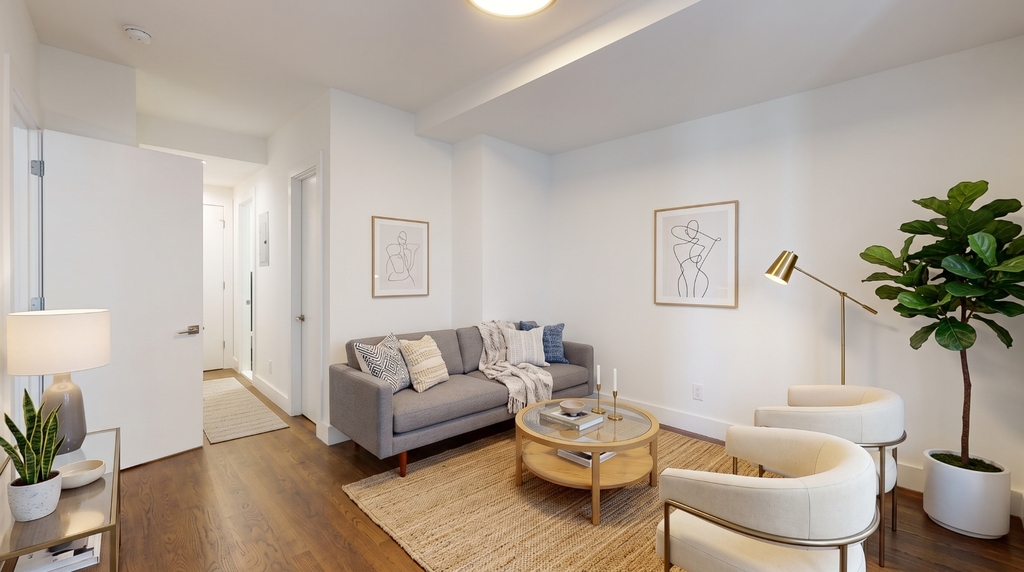 666 West End Avenue - Photo 1