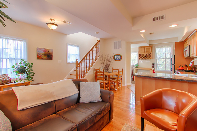 16 Mendham Ave - Photo 2