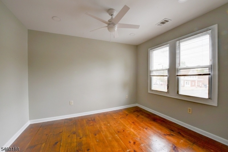 410 Talmadge Ave - Photo 11
