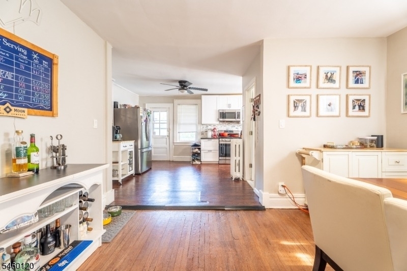10 Marshall St - Photo 4