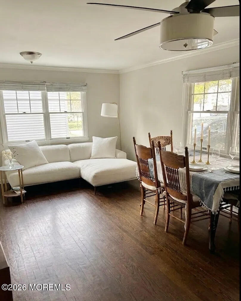 331 W Sylvania Avenue - Photo 0