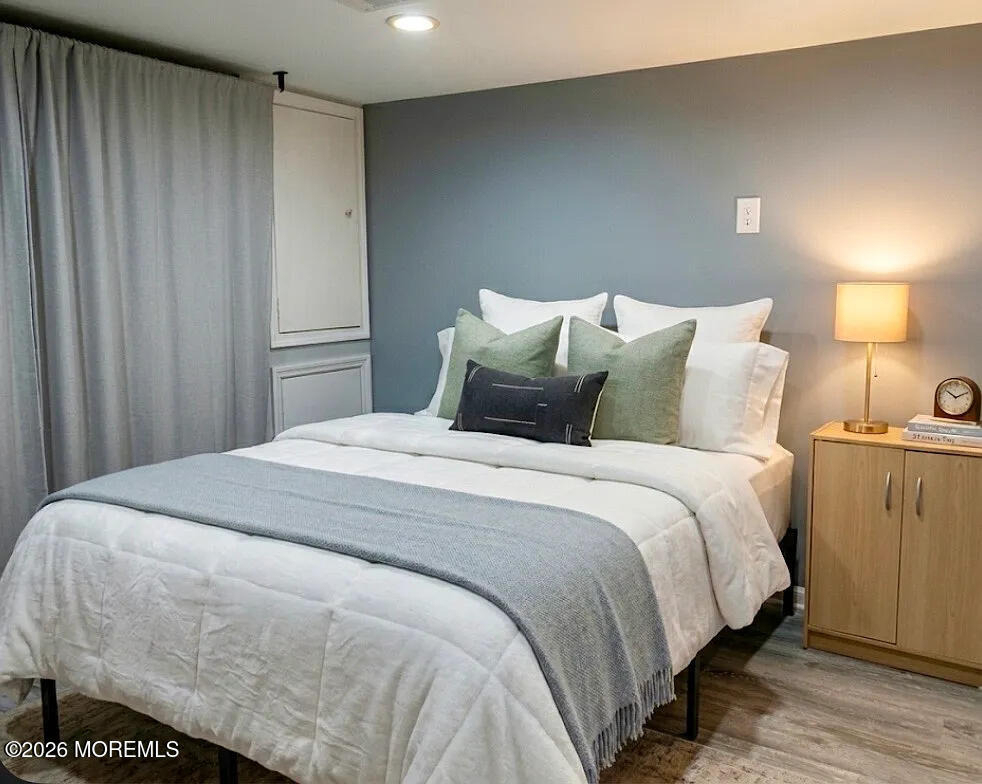 331 W Sylvania Avenue - Photo 12