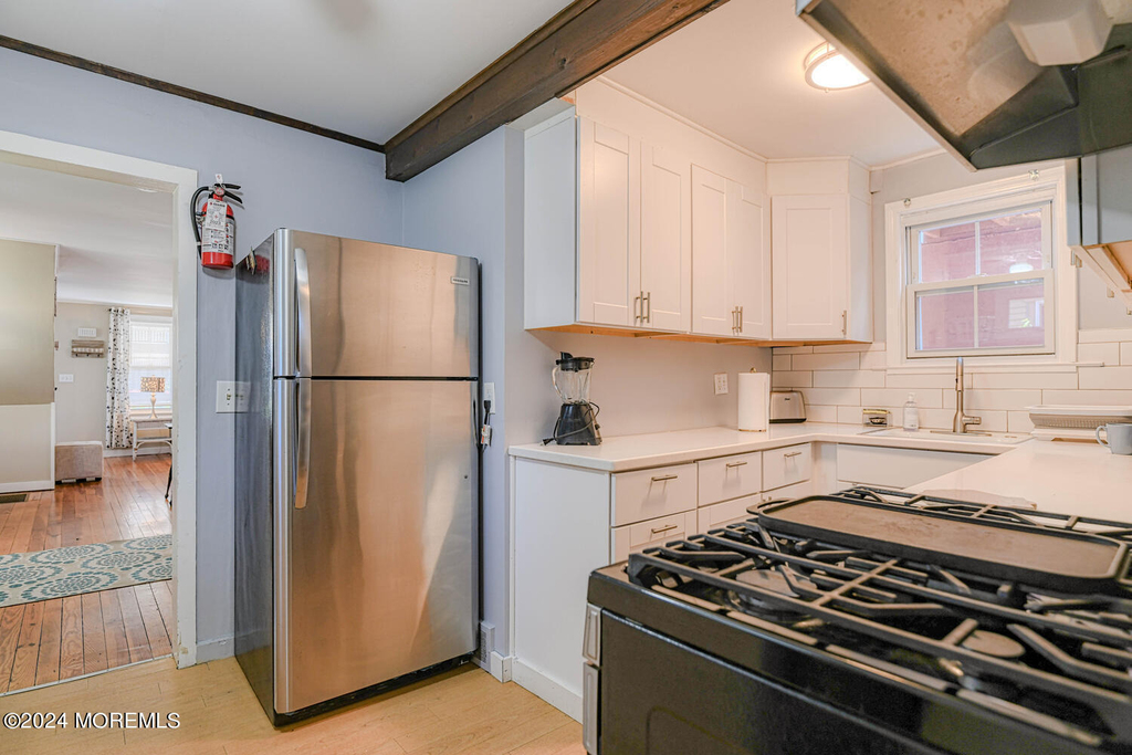 21 Embury Avenue - Photo 14