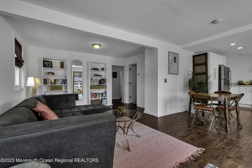611 Park Place Avenue - Photo 7