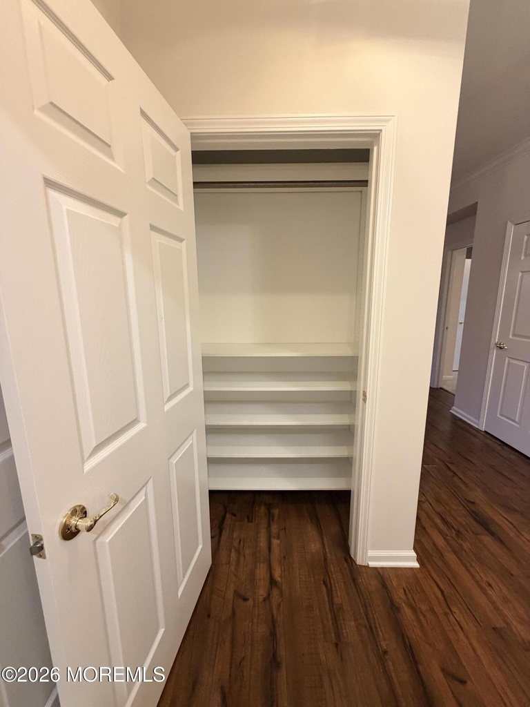 514 Sloan Court - Photo 8