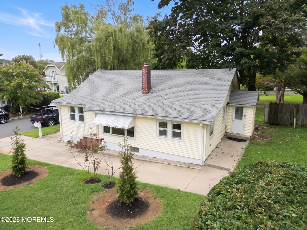 92 Asbury Avenue - Photo 4