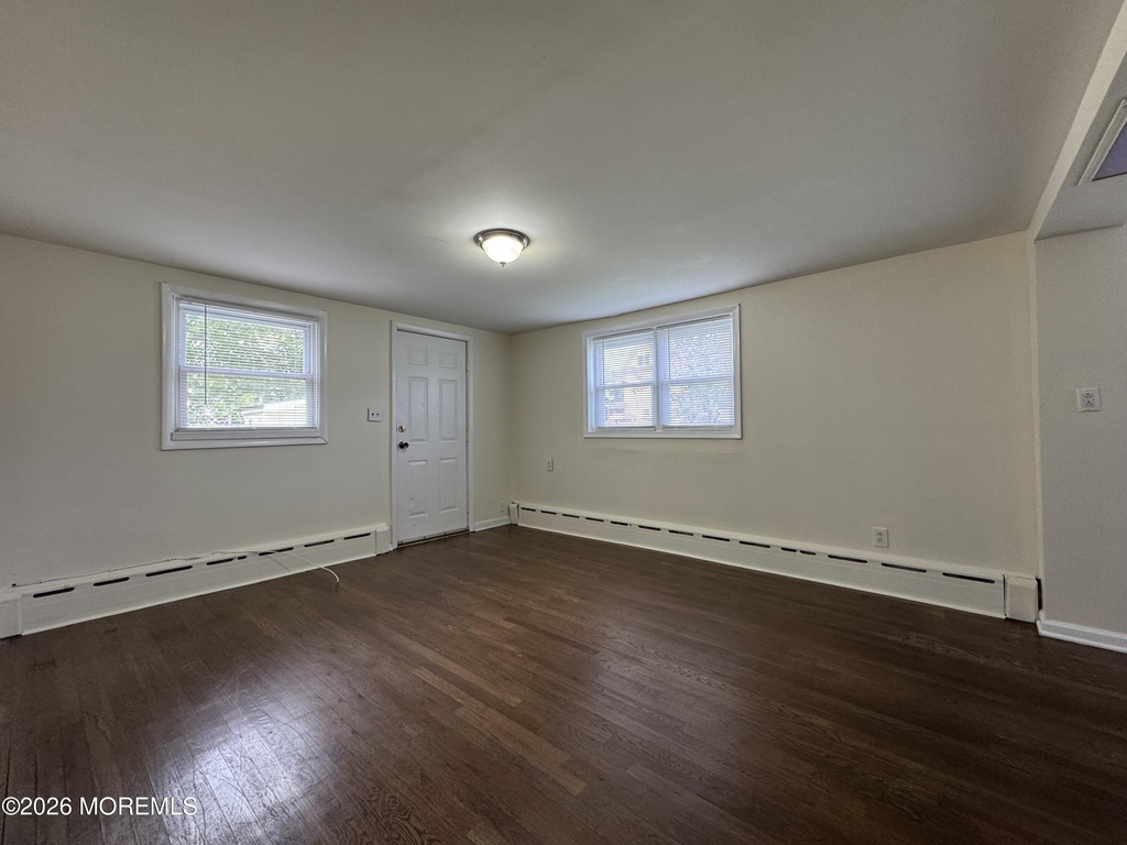 410 2nd Avenue - Photo 4