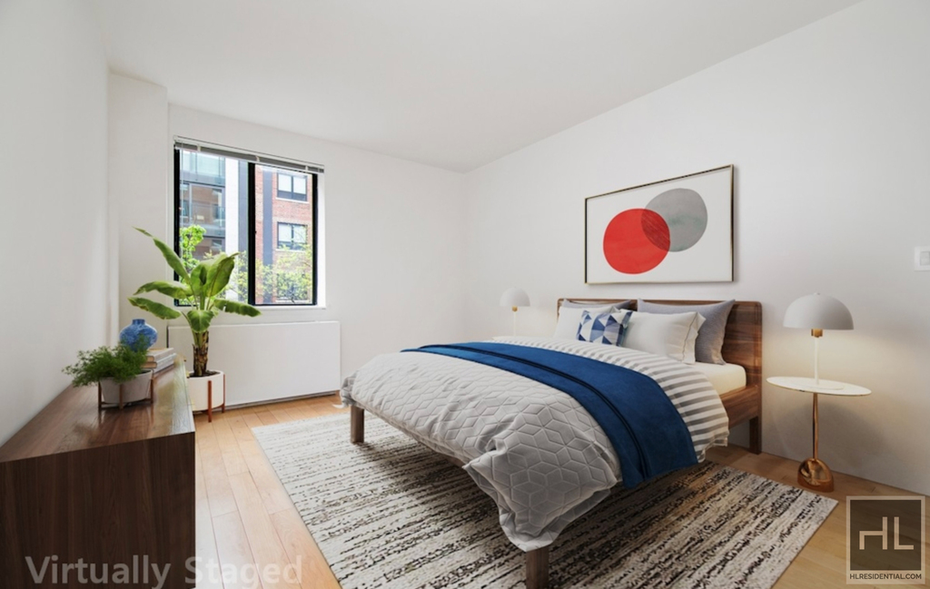 West 53 Street - Photo 1