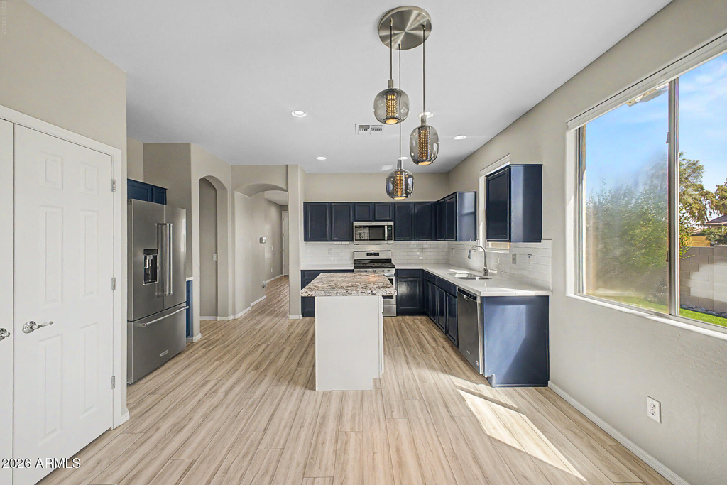 15207 W Windward Avenue - Photo 6